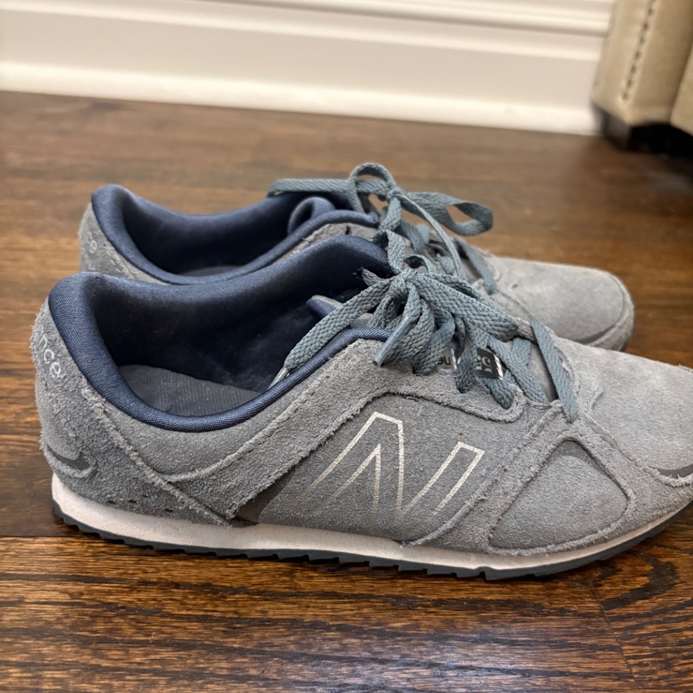 New Balance 555 Retro Charcoal Grey Suede Sneaker, Size 6 - Picture 12 of 15